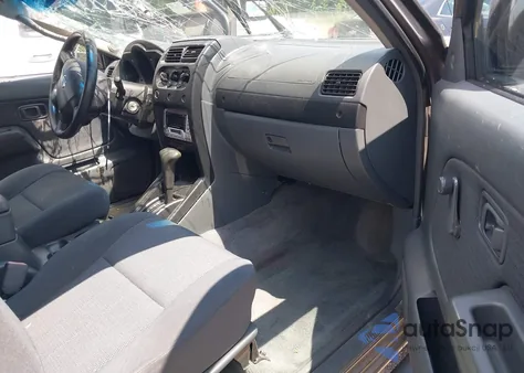 2003 Nissan Frontier Xe-V6 z USA, uszkodzony, nr VIN 1N6ED29XX3C441446